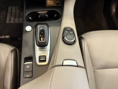 2024 INFINITI QX50 LUXE