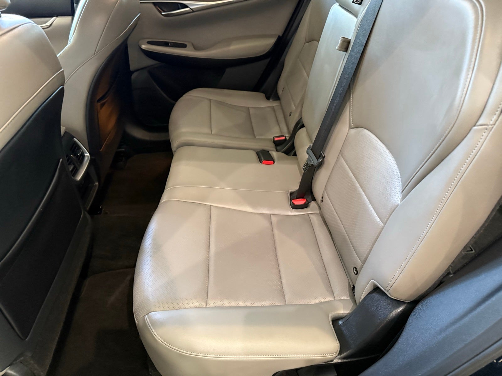 2024 INFINITI QX50 LUXE