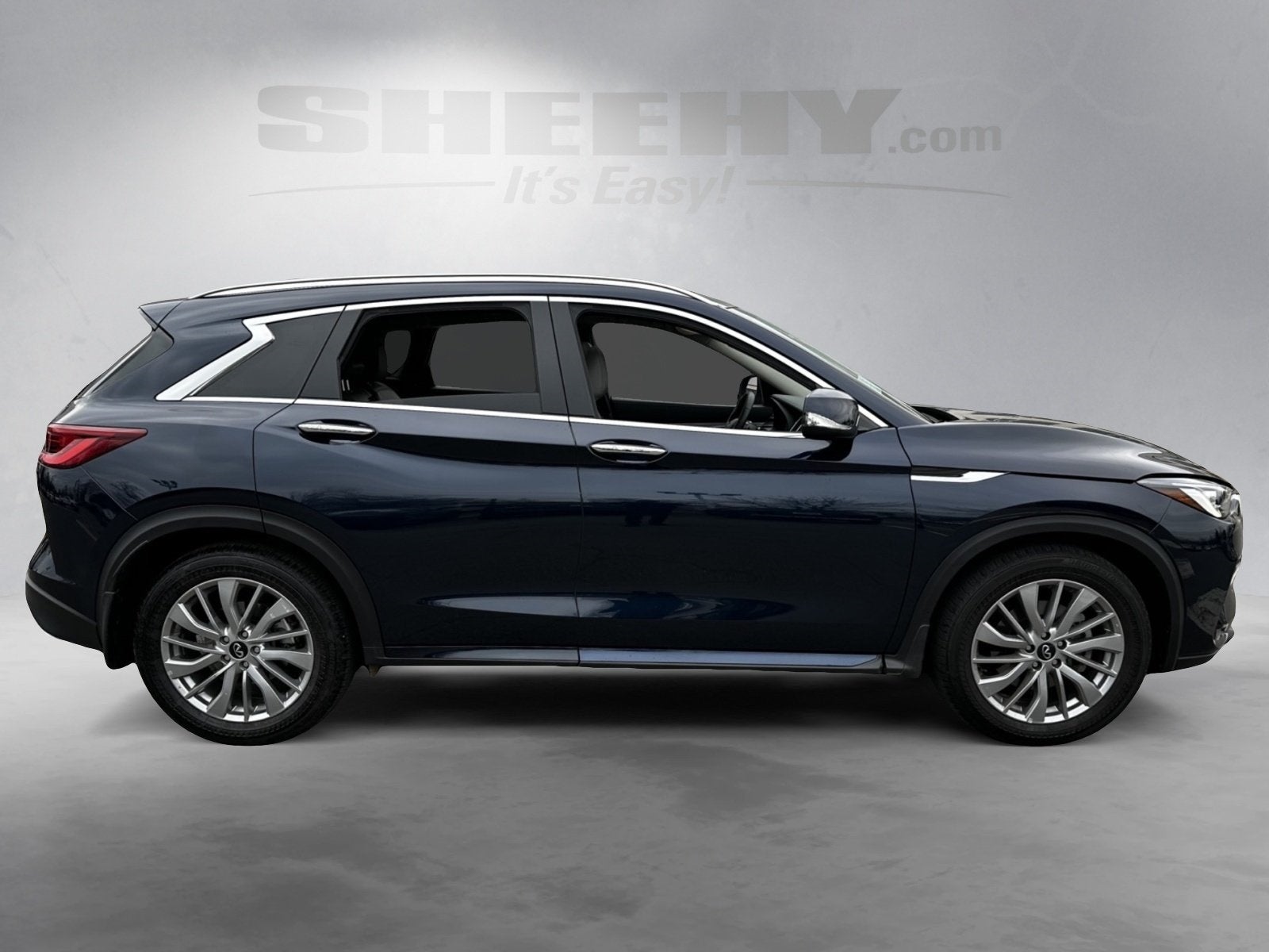 2025 INFINITI QX50 LUXE