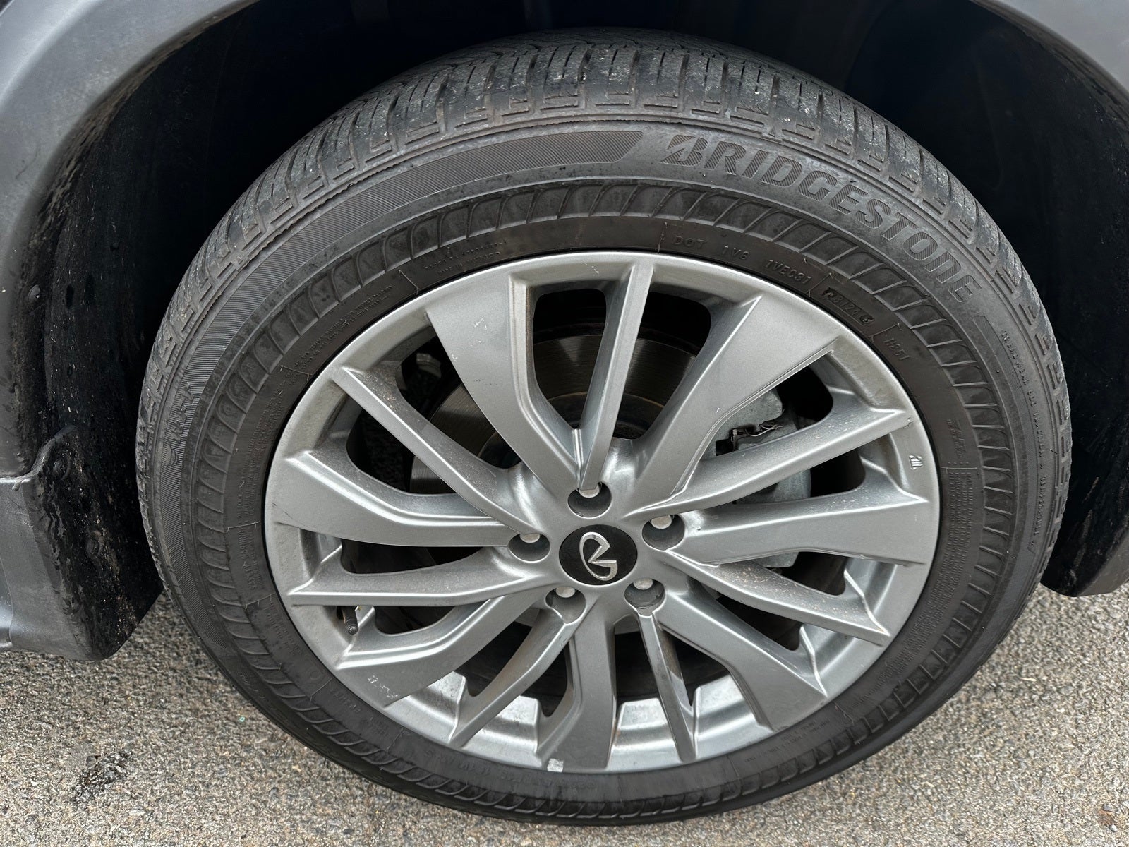 2025 INFINITI QX50 LUXE