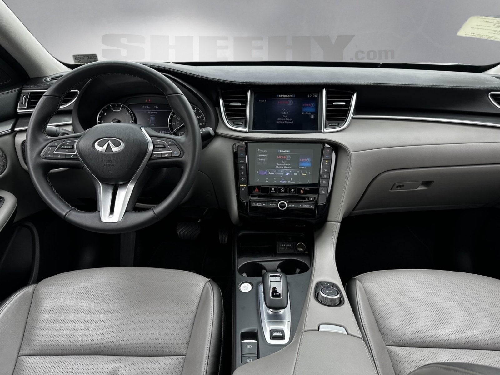 2025 INFINITI QX50 LUXE