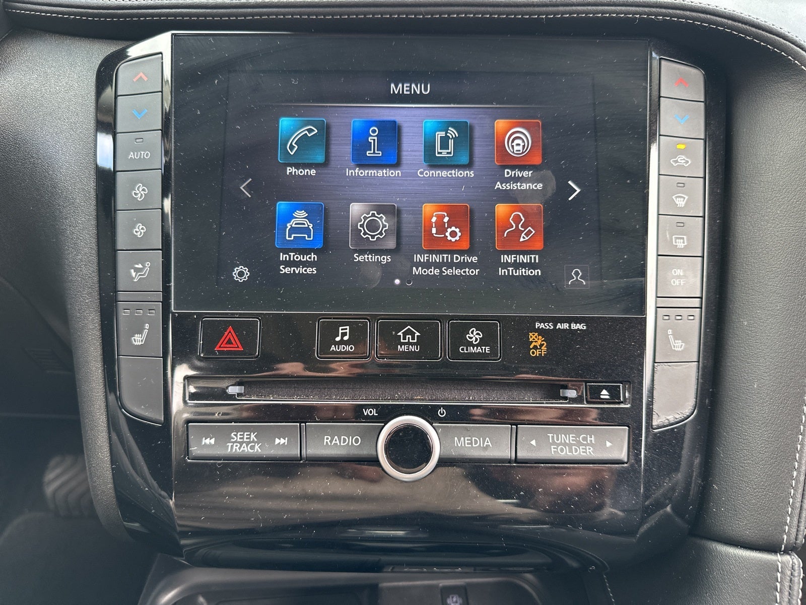 2025 INFINITI QX50 LUXE