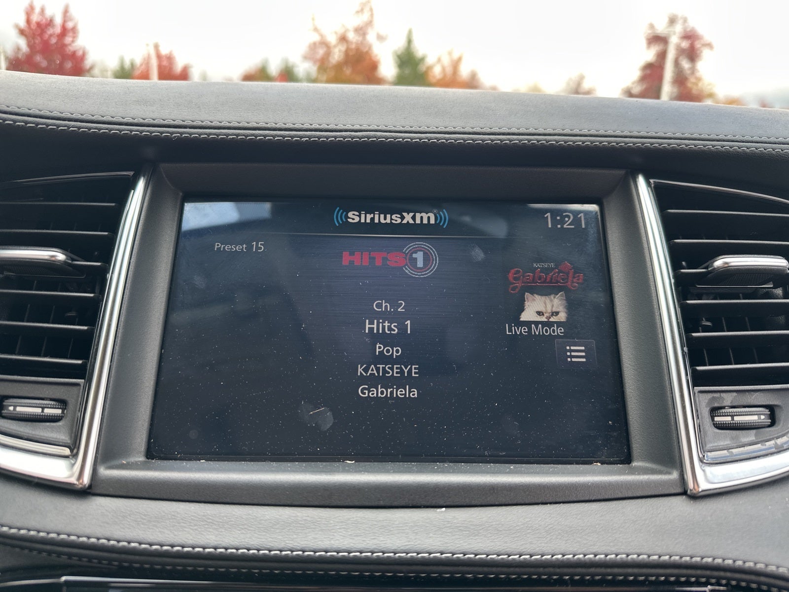 2025 INFINITI QX50 LUXE