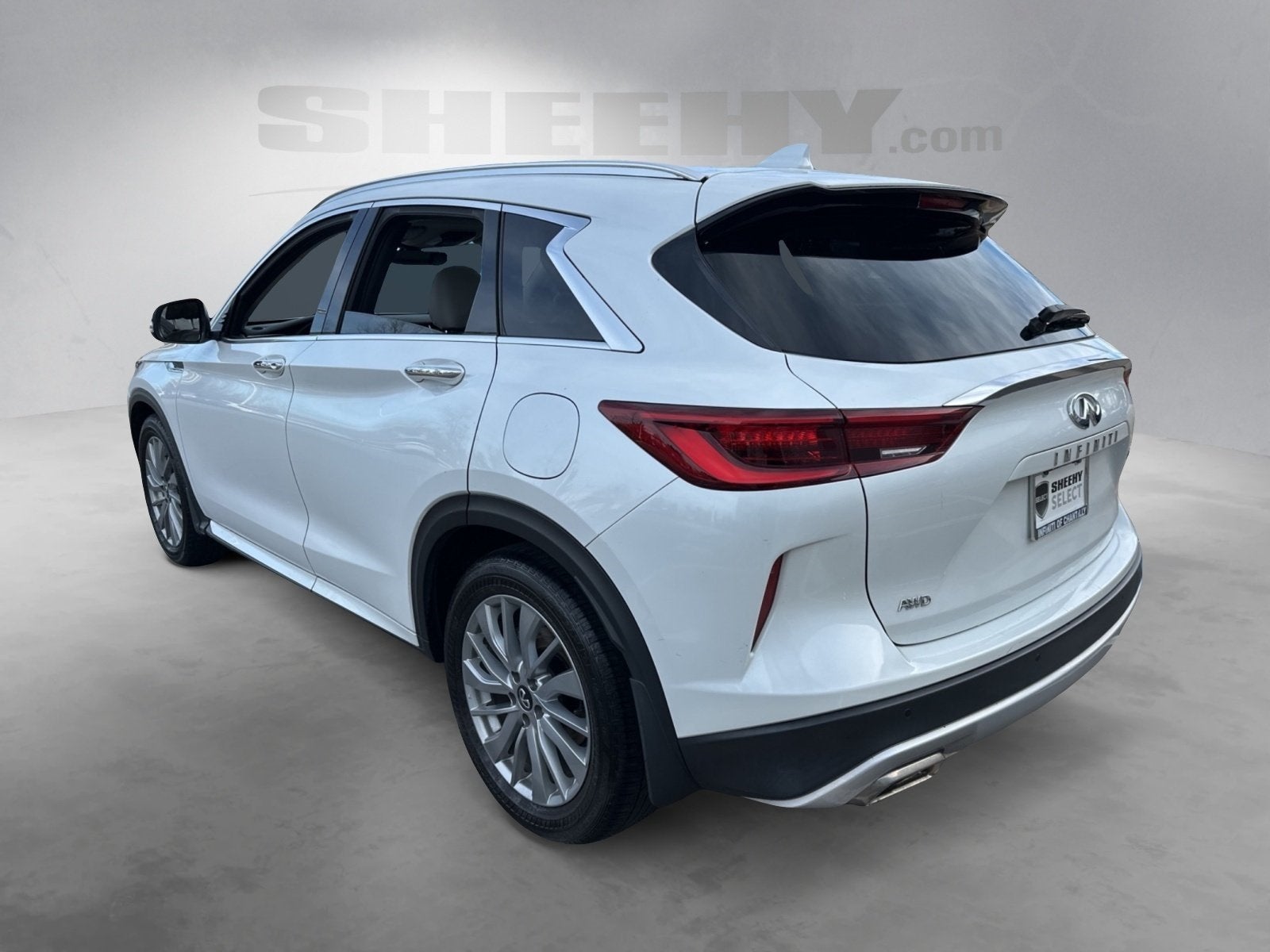 2023 INFINITI QX50 LUXE