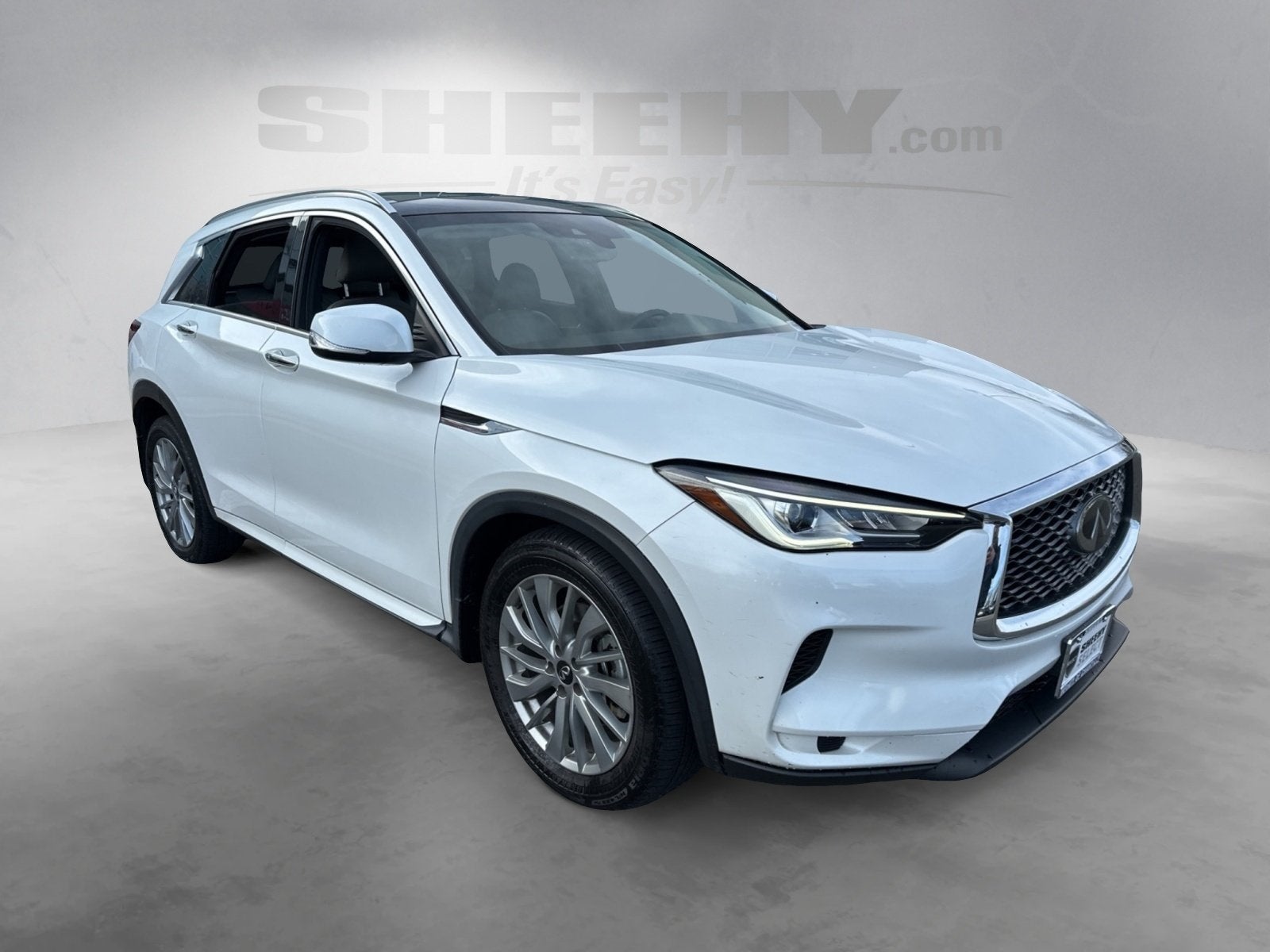 2023 INFINITI QX50 LUXE