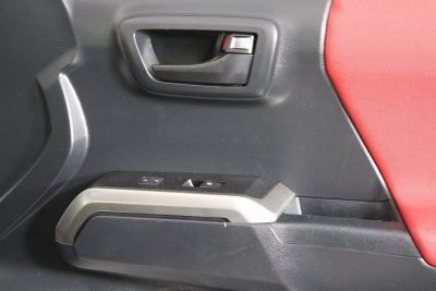 2018 Toyota Tacoma SR5 V6