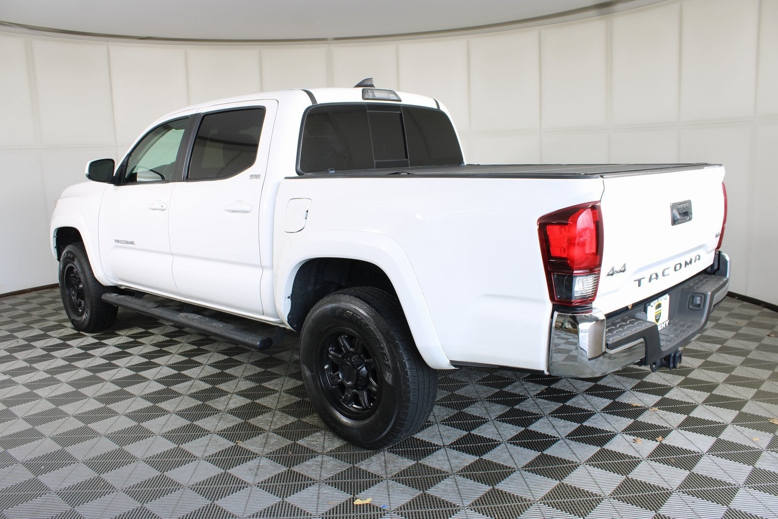 2018 Toyota Tacoma SR5 V6