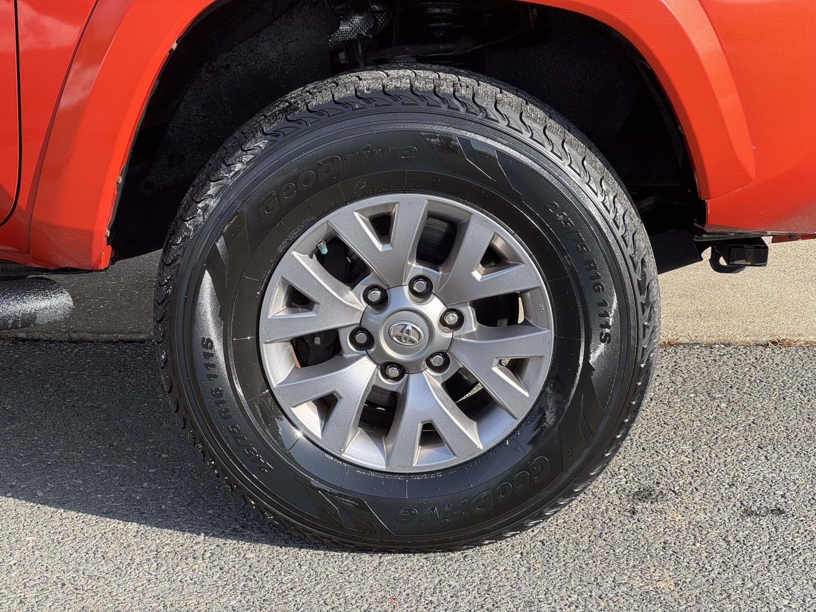 2017 Toyota Tacoma SR5 V6