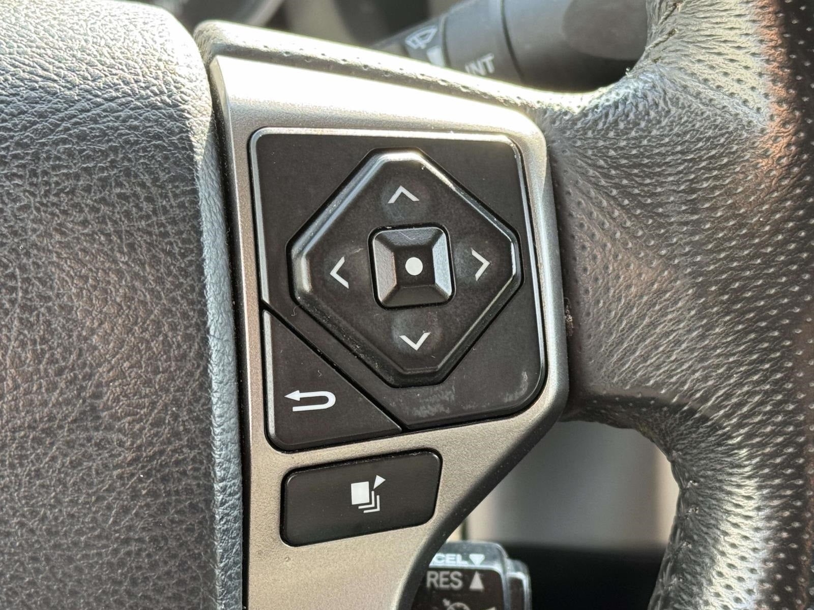 2017 Toyota Tacoma SR5 V6