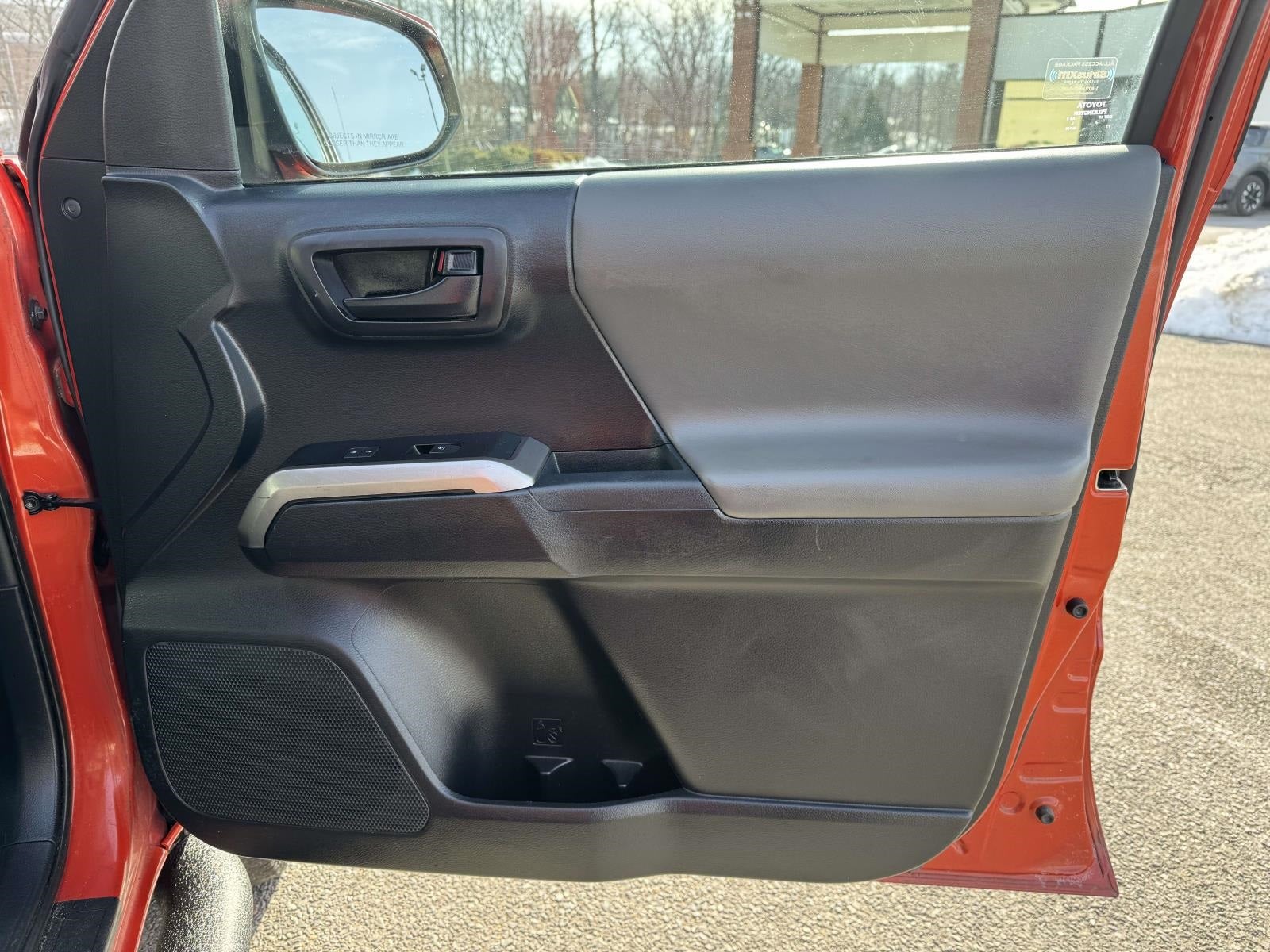 2017 Toyota Tacoma SR5 V6