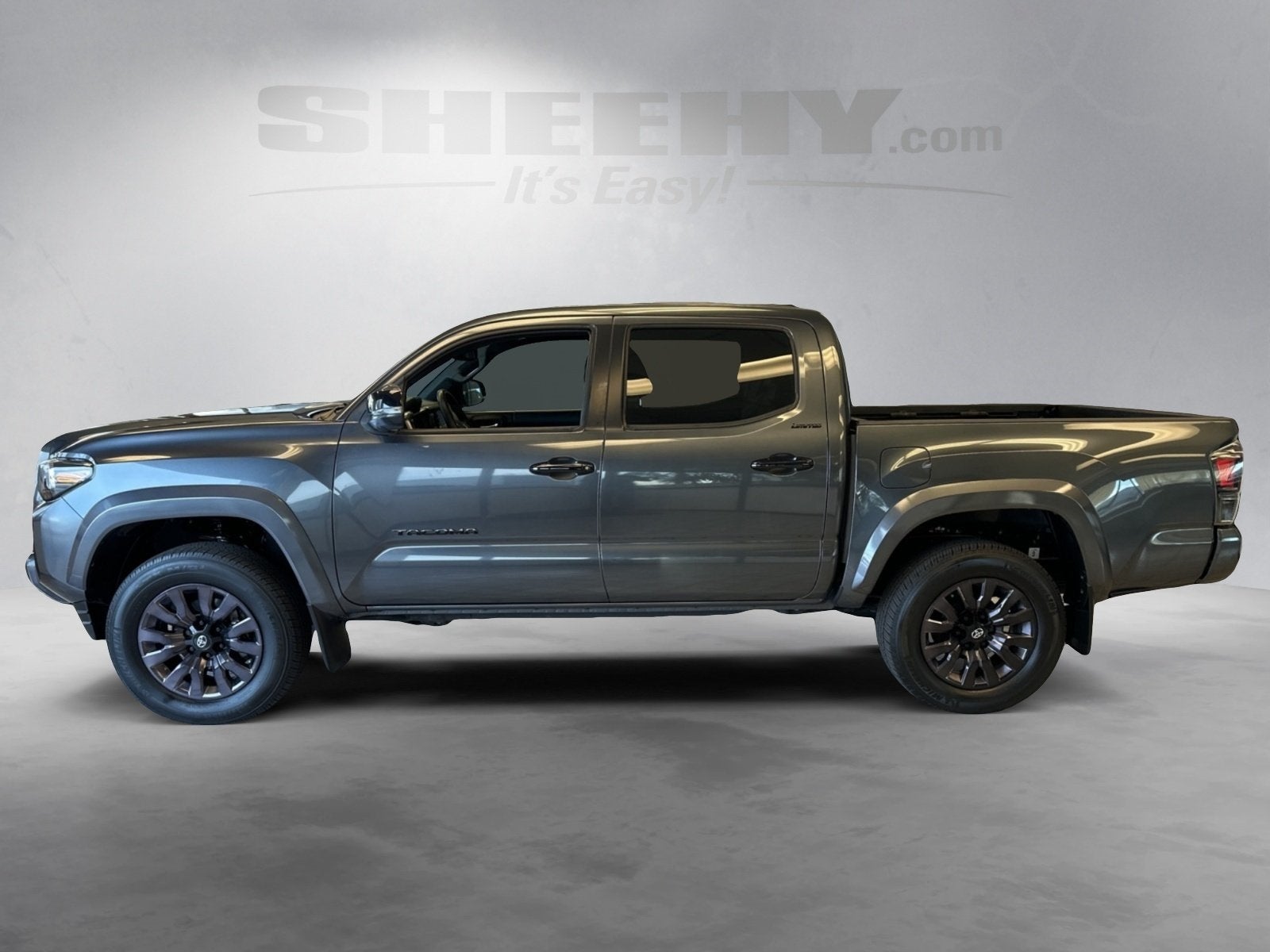 2022 Toyota Tacoma Limited V6