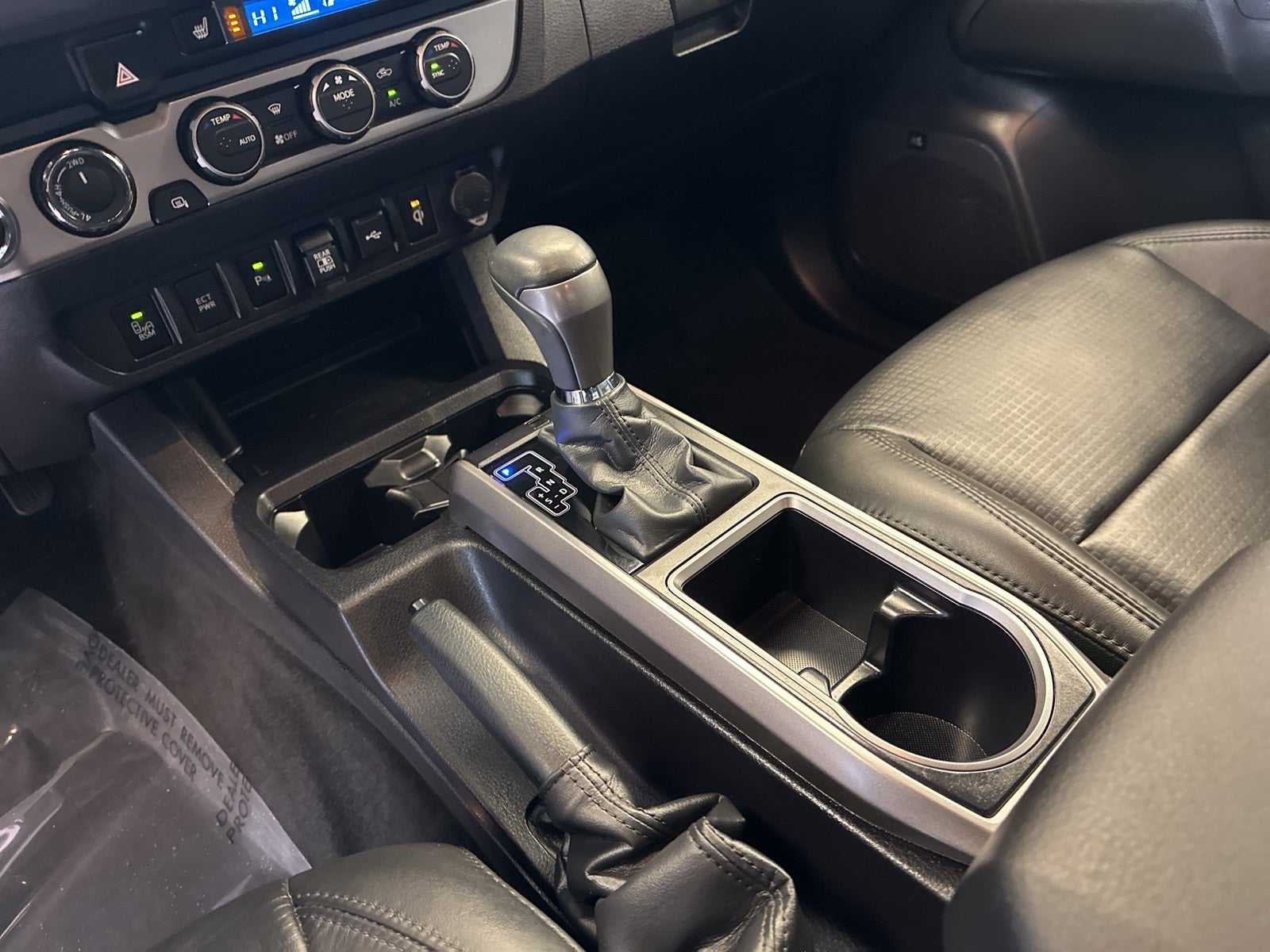 2022 Toyota Tacoma Limited V6