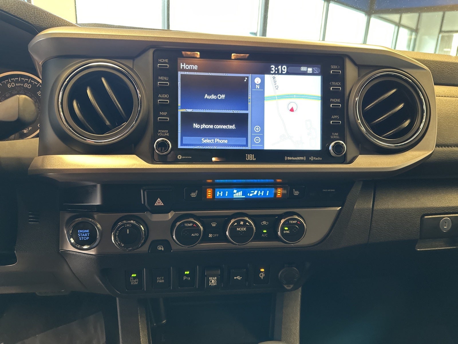 2022 Toyota Tacoma Limited V6