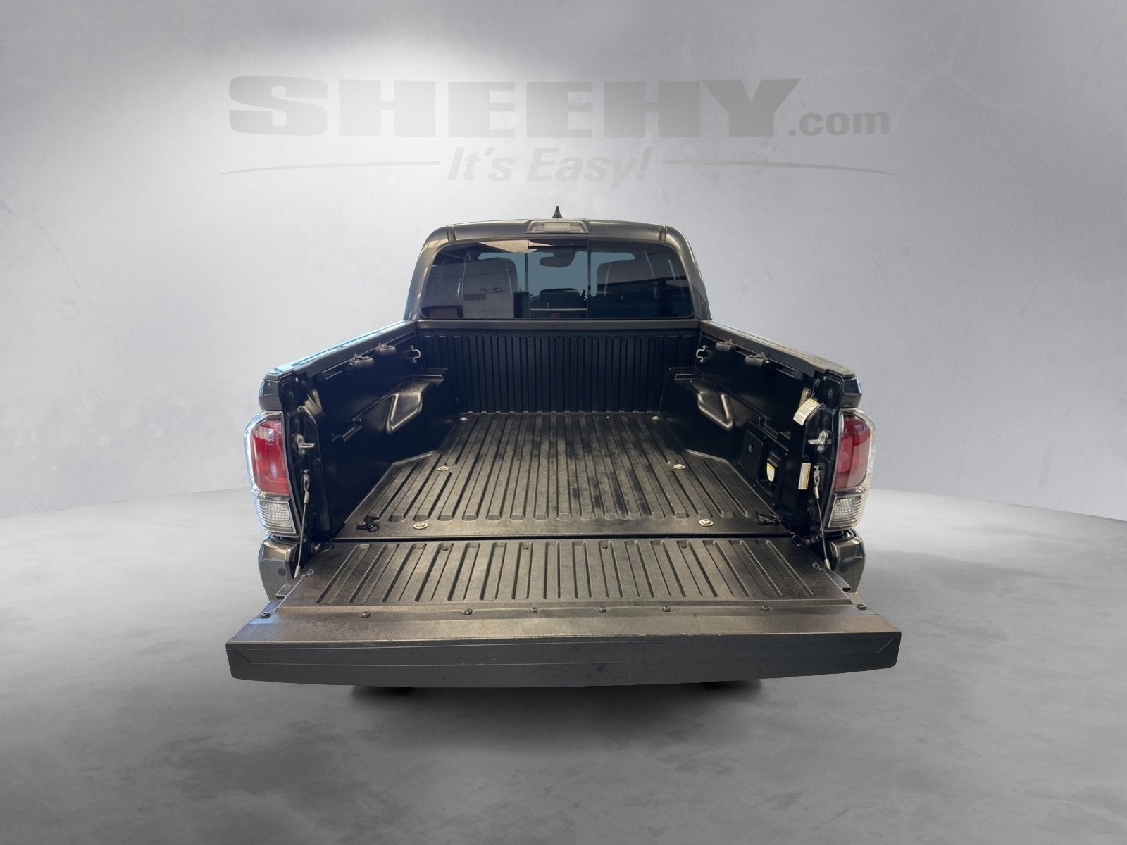 2022 Toyota Tacoma Limited V6