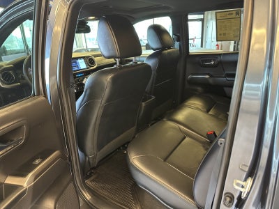 2022 Toyota Tacoma Limited V6