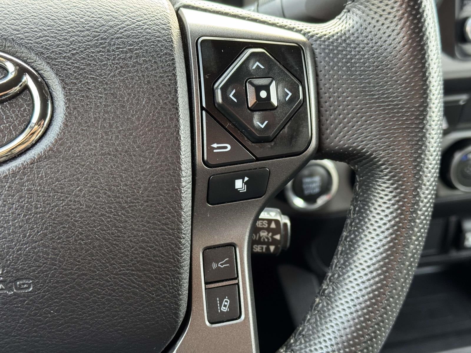 2022 Toyota Tacoma TRD Sport V6