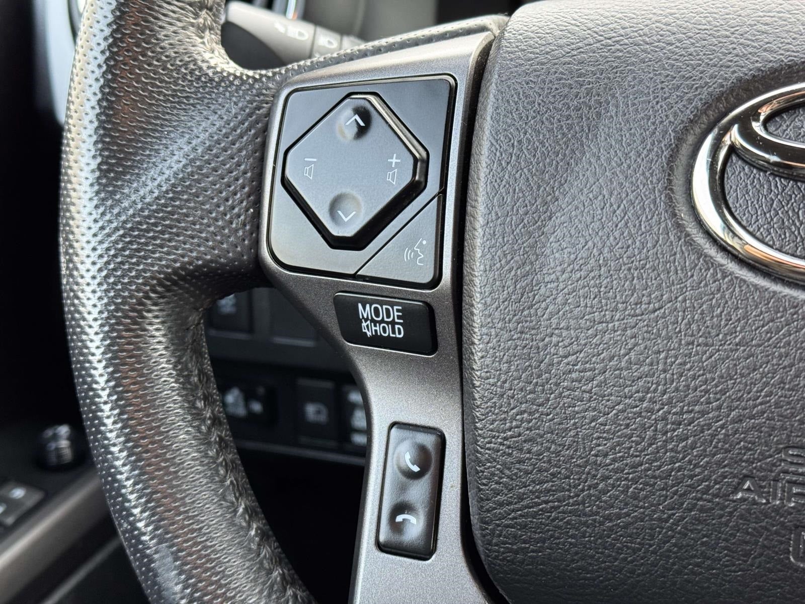 2022 Toyota Tacoma TRD Sport V6