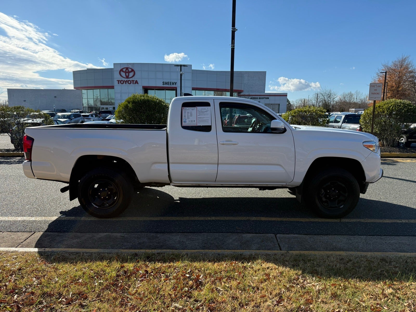 2023 Toyota Tacoma SR
