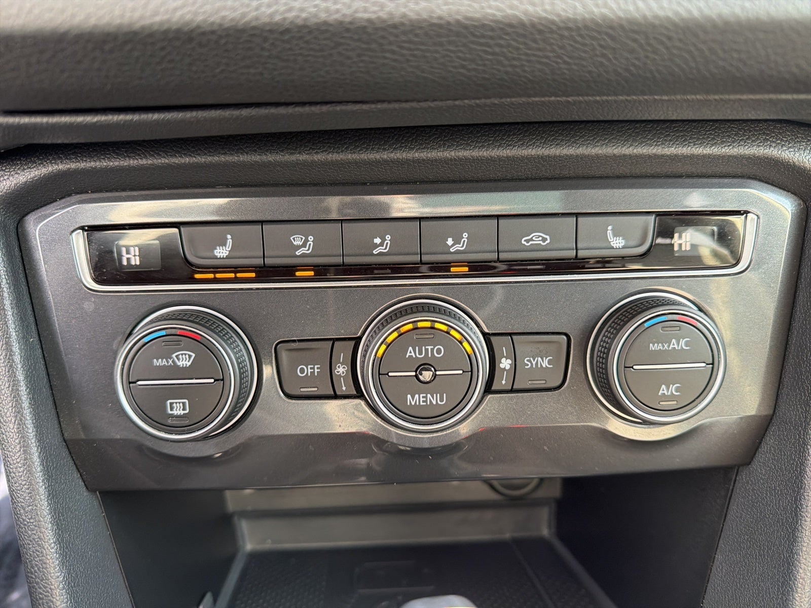 2020 Volkswagen Tiguan 2.0T SE 4Motion