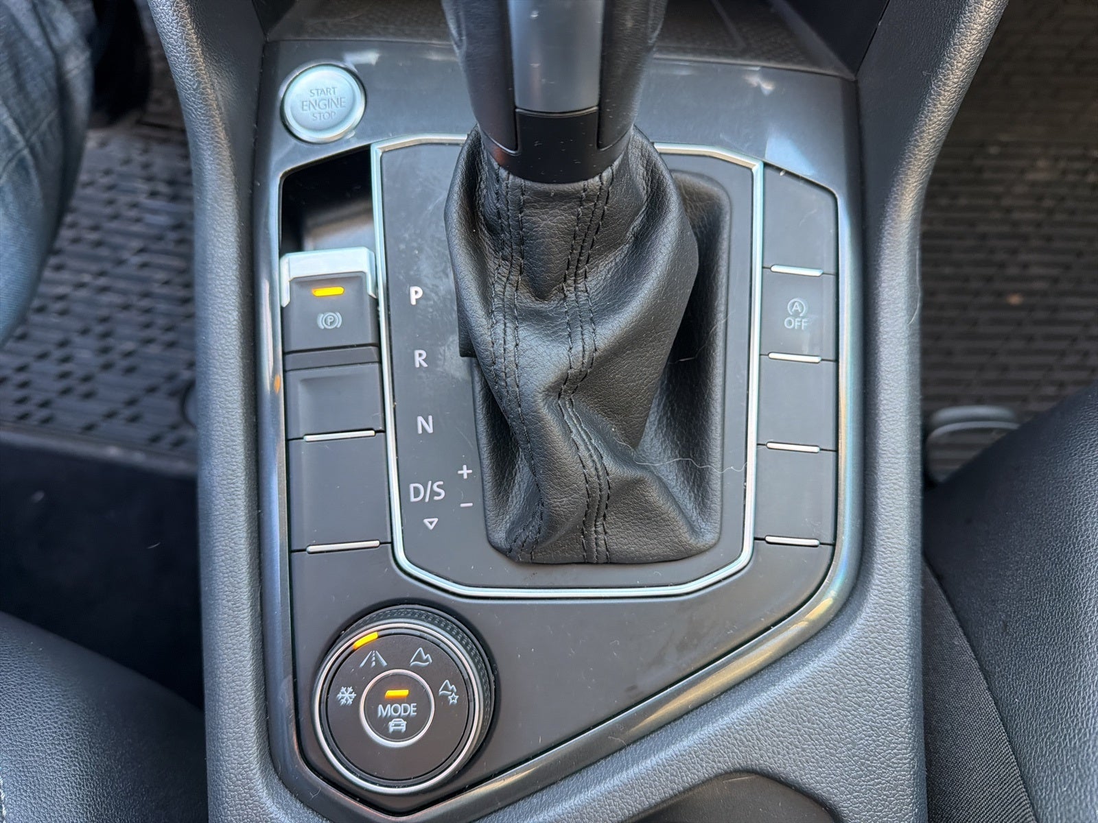 2020 Volkswagen Tiguan 2.0T SE 4Motion