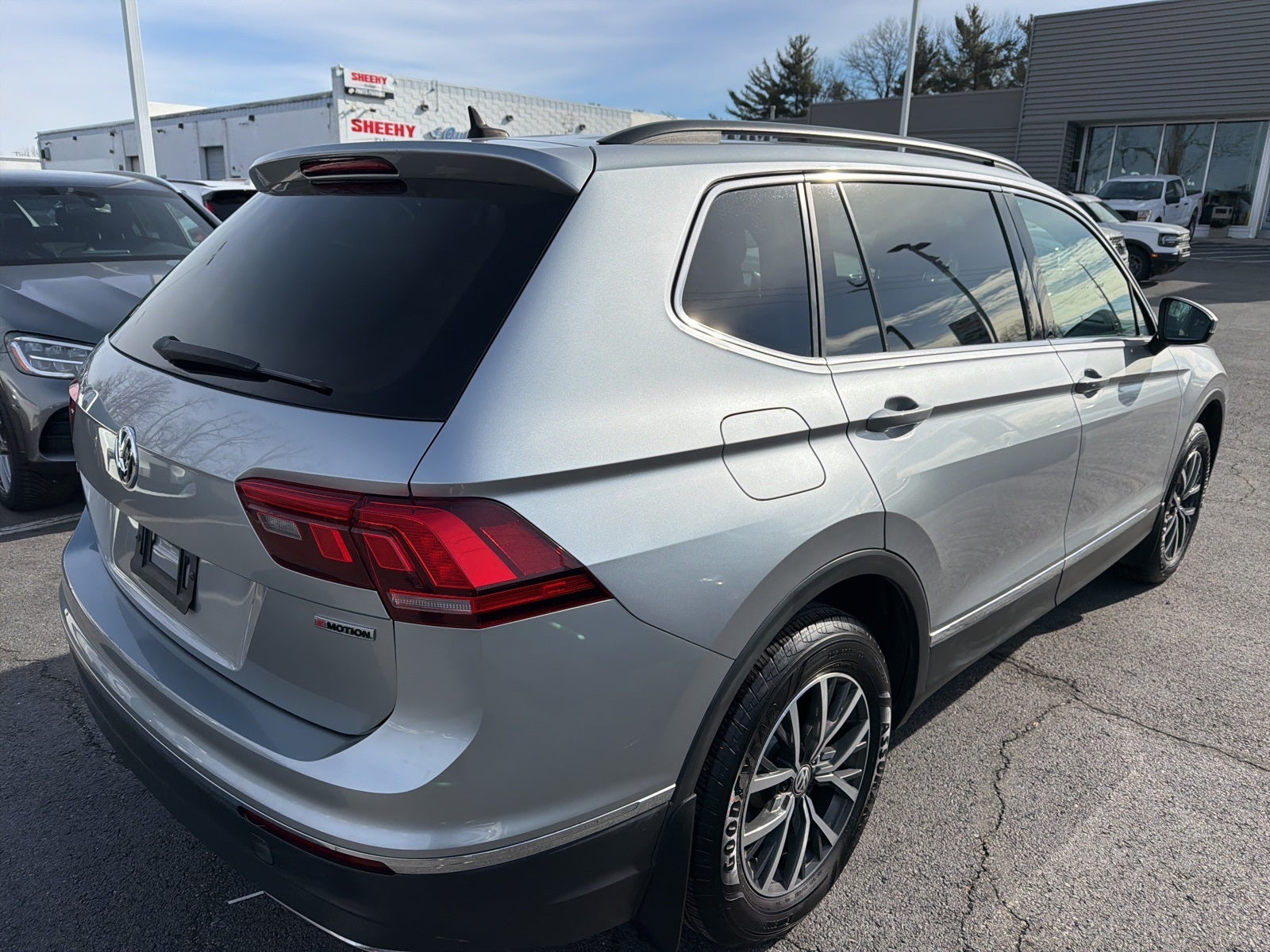 2020 Volkswagen Tiguan 2.0T SE 4Motion