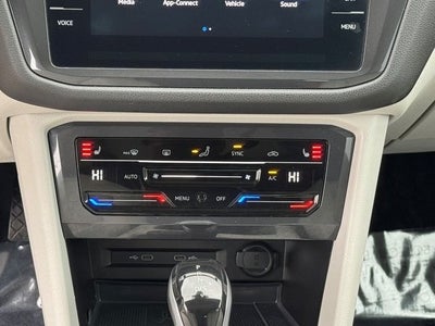 2022 Volkswagen Tiguan 2.0T SE