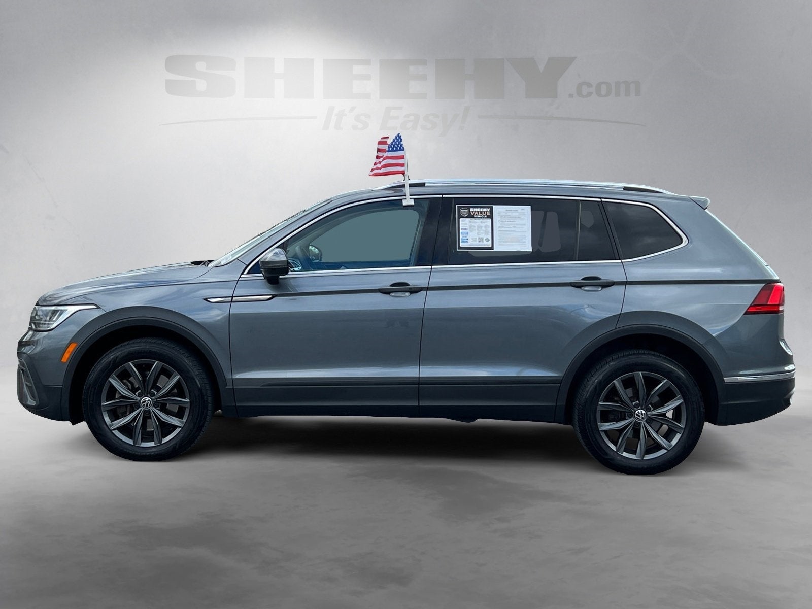 2022 Volkswagen Tiguan 2.0T SE