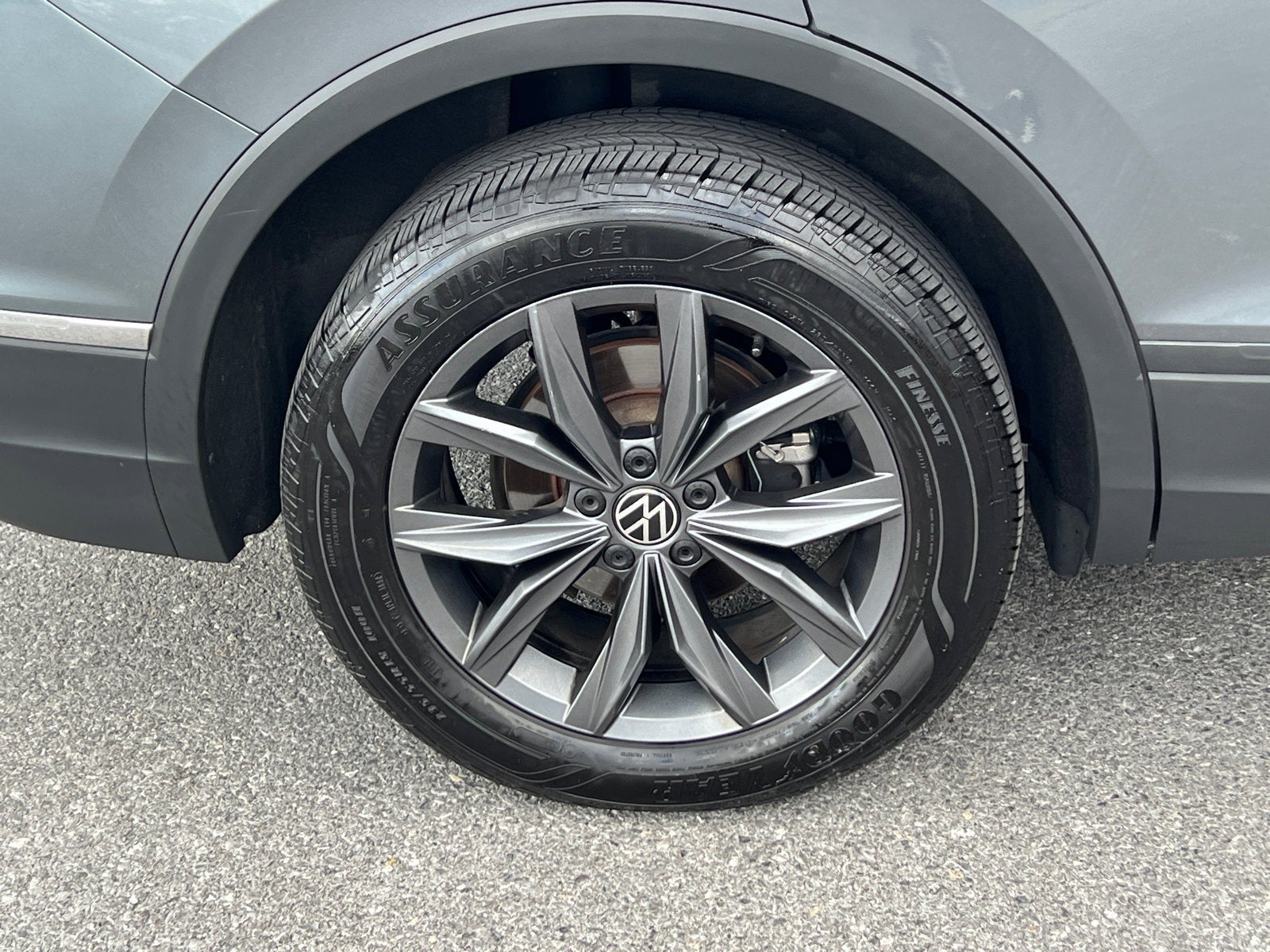 2022 Volkswagen Tiguan 2.0T SE