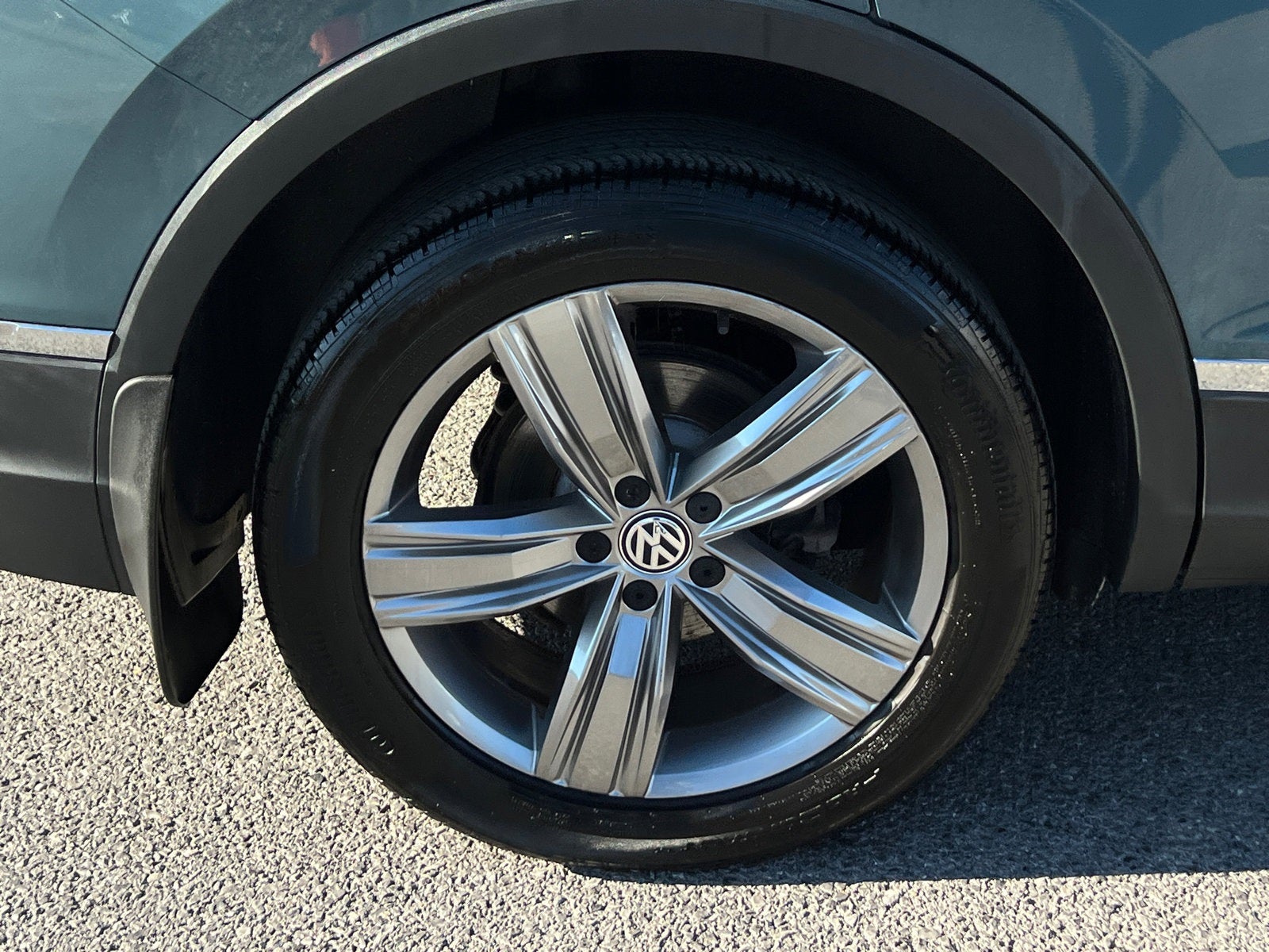 2021 Volkswagen Tiguan 2.0T SEL