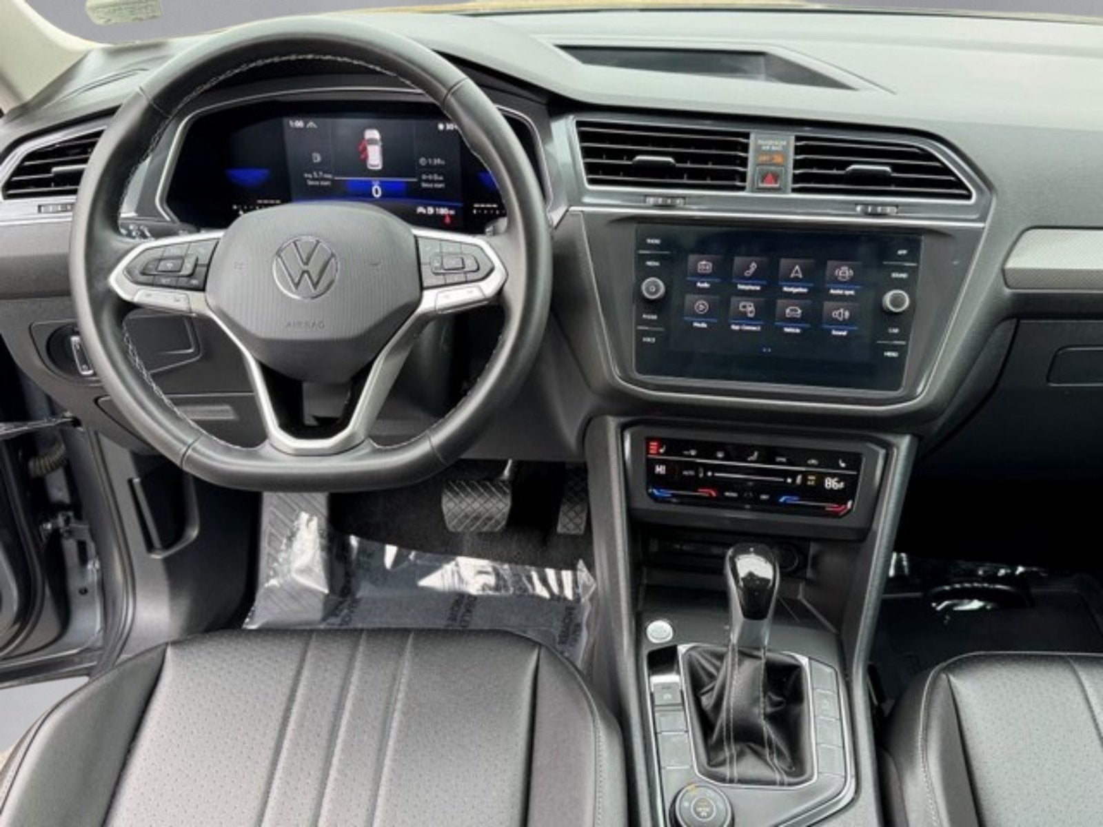 2022 Volkswagen Tiguan 2.0T SE