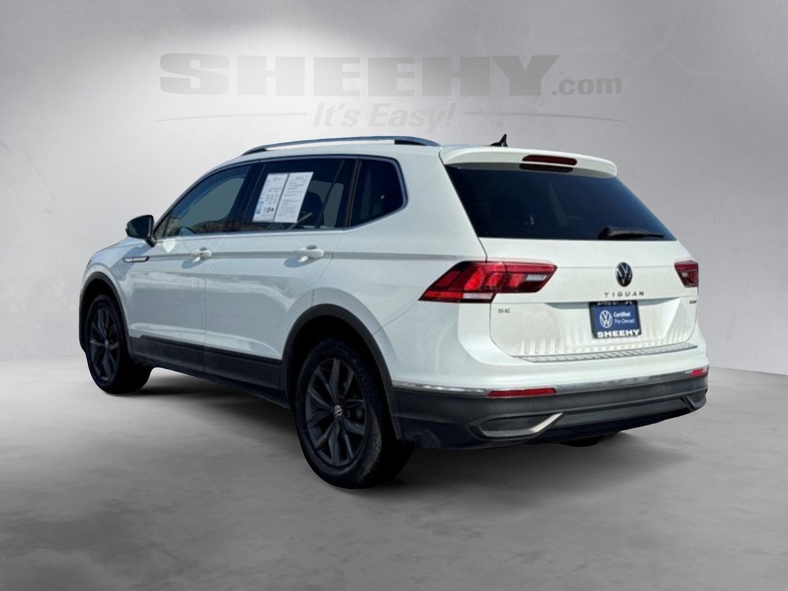 2023 Volkswagen Tiguan 2.0T SE