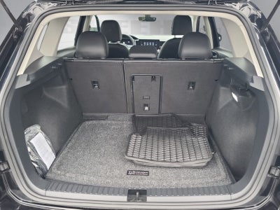 2025 Volkswagen Taos 1.5T SE Black