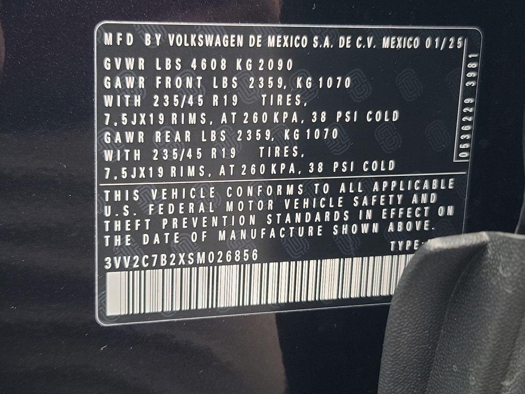 2025 Volkswagen Taos 1.5T SE Black