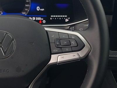 2025 Volkswagen Taos 1.5T SE Black