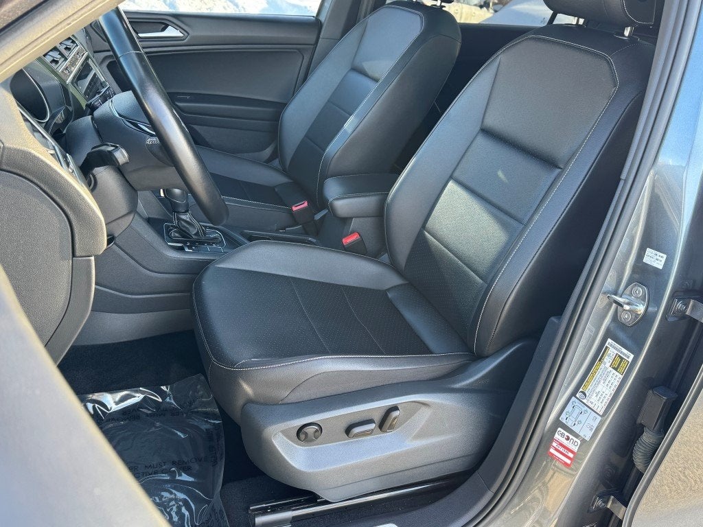 2021 Volkswagen Tiguan 2.0T SE R-Line Black