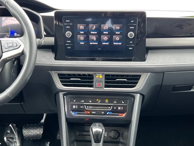 2025 Volkswagen Taos 1.5T SE Black