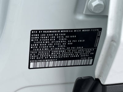 2025 Volkswagen Taos 1.5T SE Black