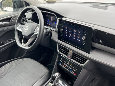 2025 Volkswagen Taos 1.5T SE Black