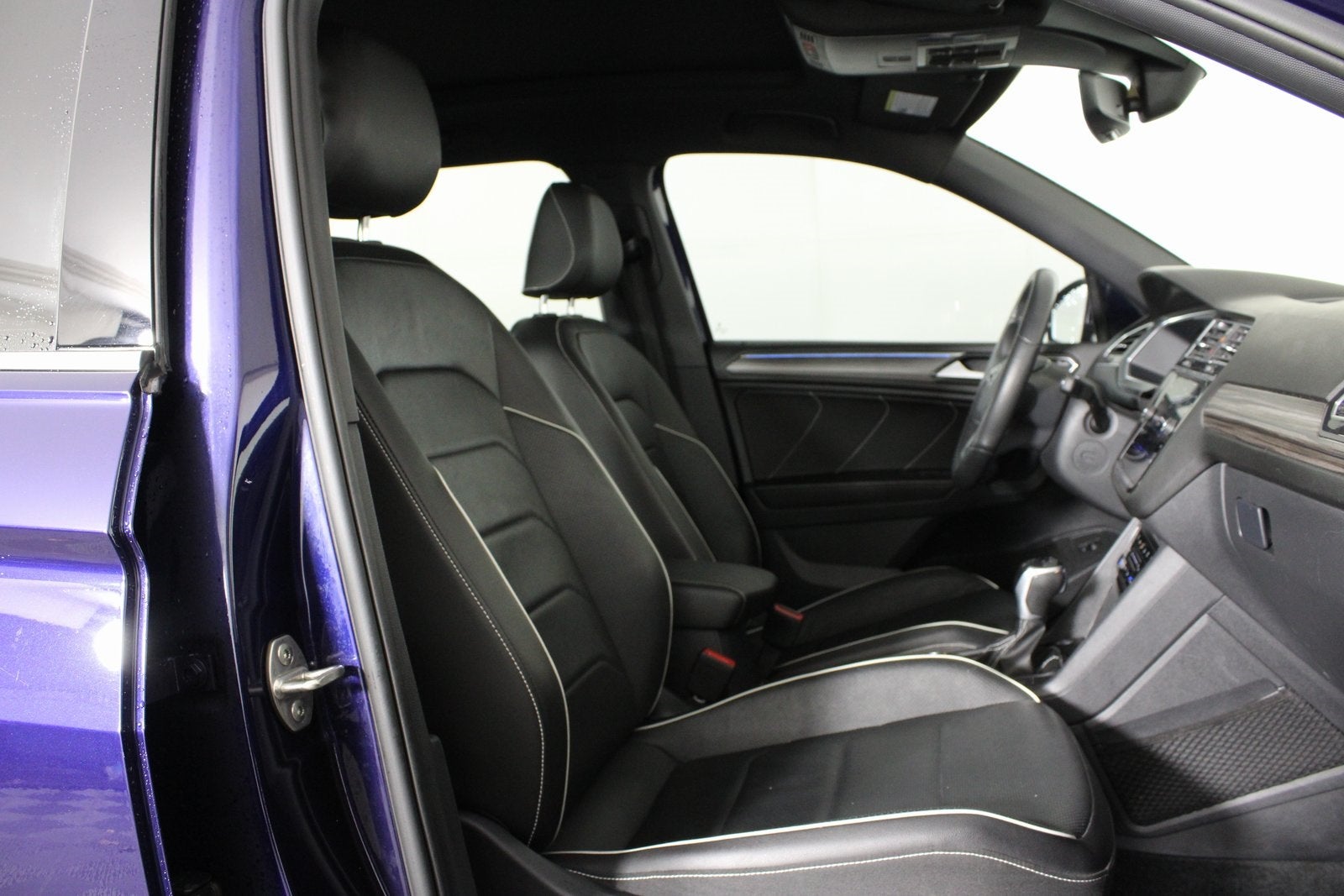 2022 Volkswagen Tiguan 2.0T SEL R-Line