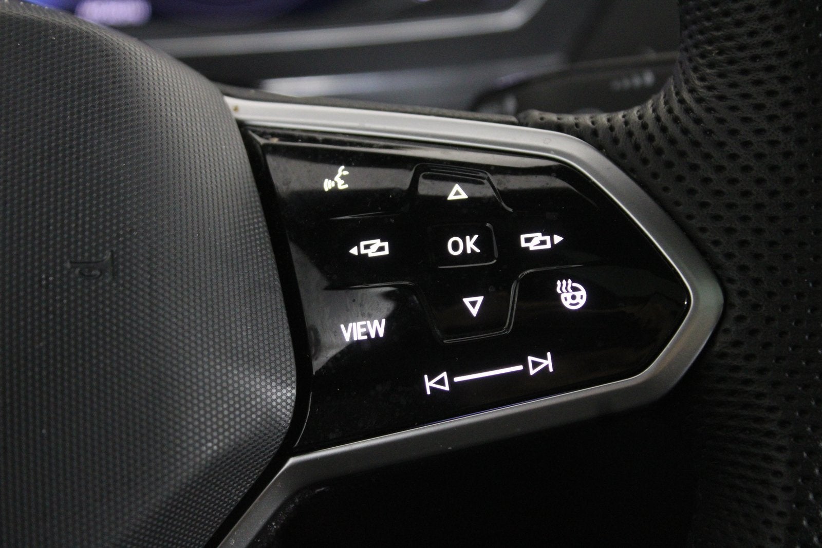 2022 Volkswagen Tiguan 2.0T SEL R-Line