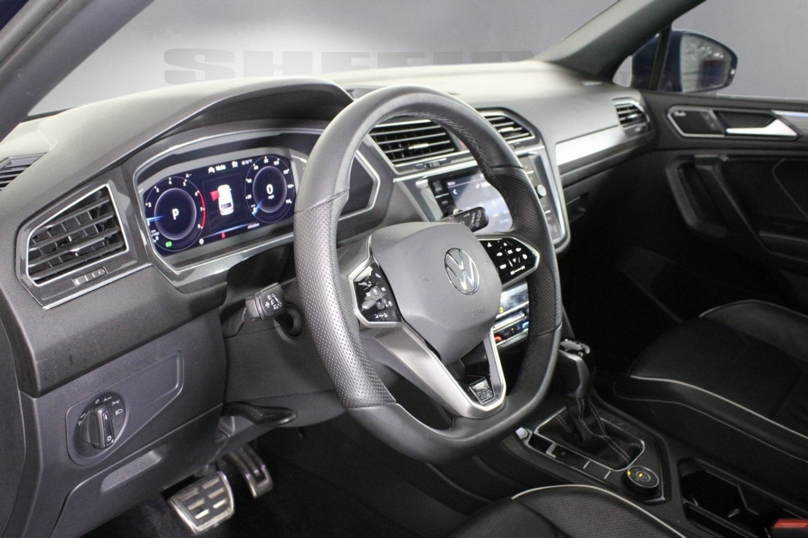 2022 Volkswagen Tiguan 2.0T SEL R-Line