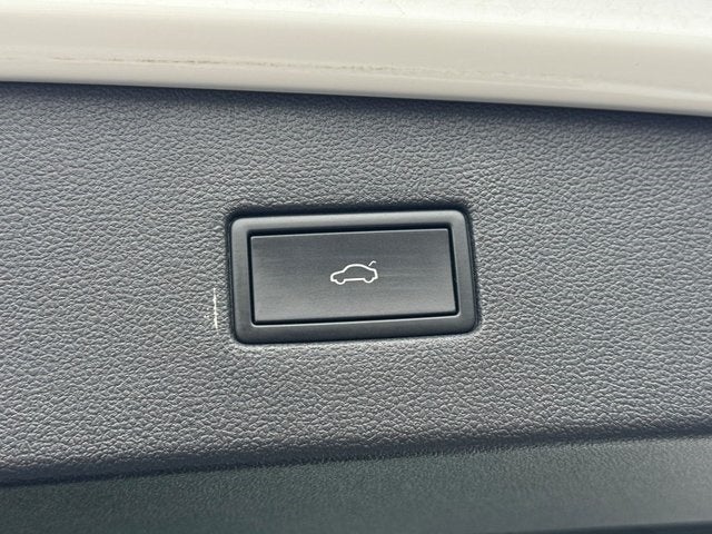 2023 Volkswagen Tiguan 2.0T SEL R-Line