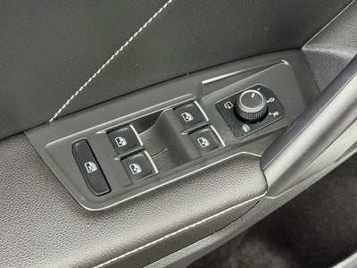 2023 Volkswagen Tiguan 2.0T SEL R-Line