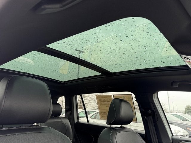 2023 Volkswagen Tiguan 2.0T SEL R-Line