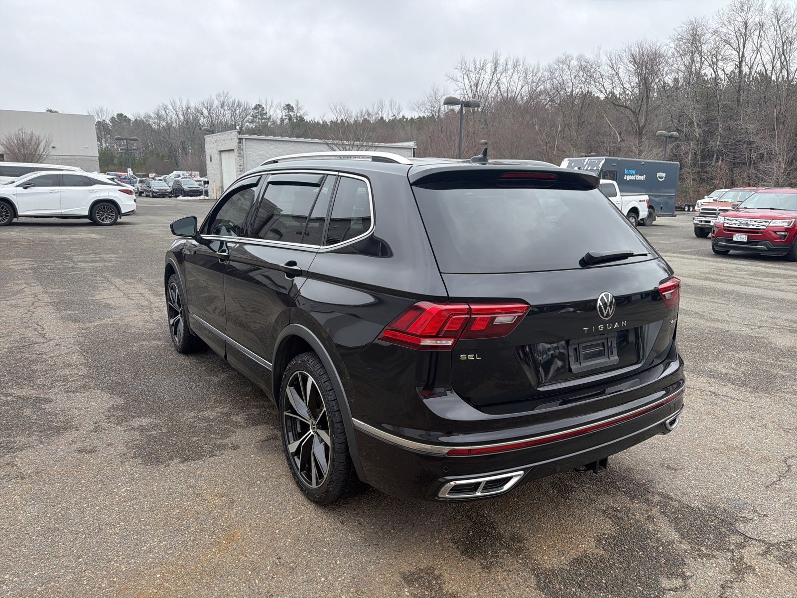 2022 Volkswagen Tiguan 2.0T SEL R-Line