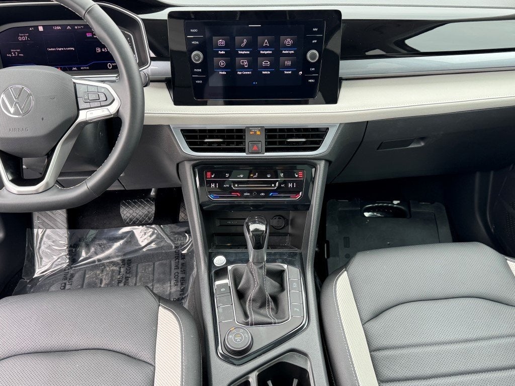 2025 Volkswagen Taos 1.5T SEL