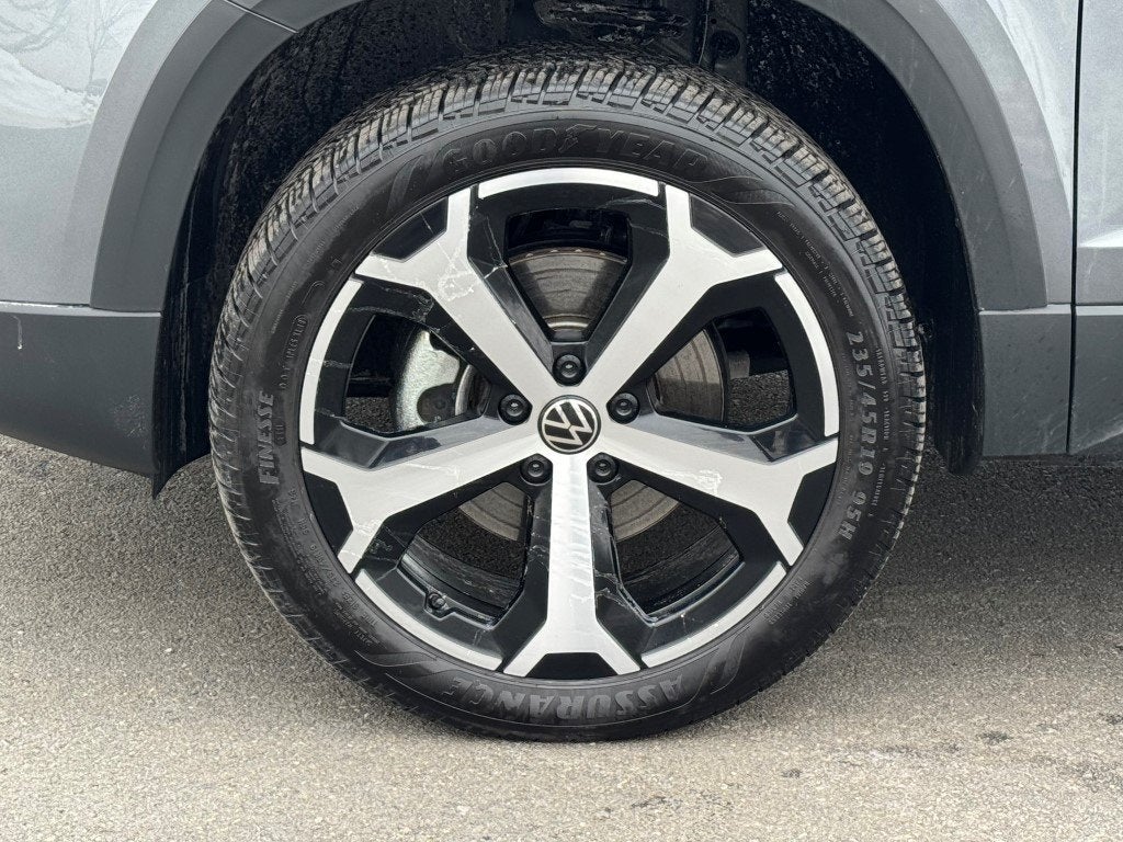 2025 Volkswagen Taos 1.5T SEL