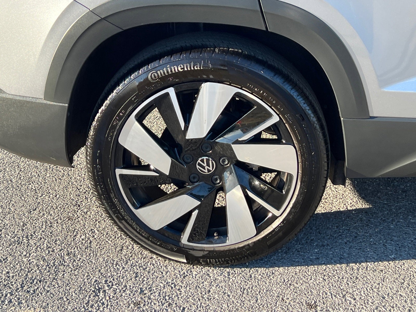 2024 Volkswagen Taos 1.5T SEL