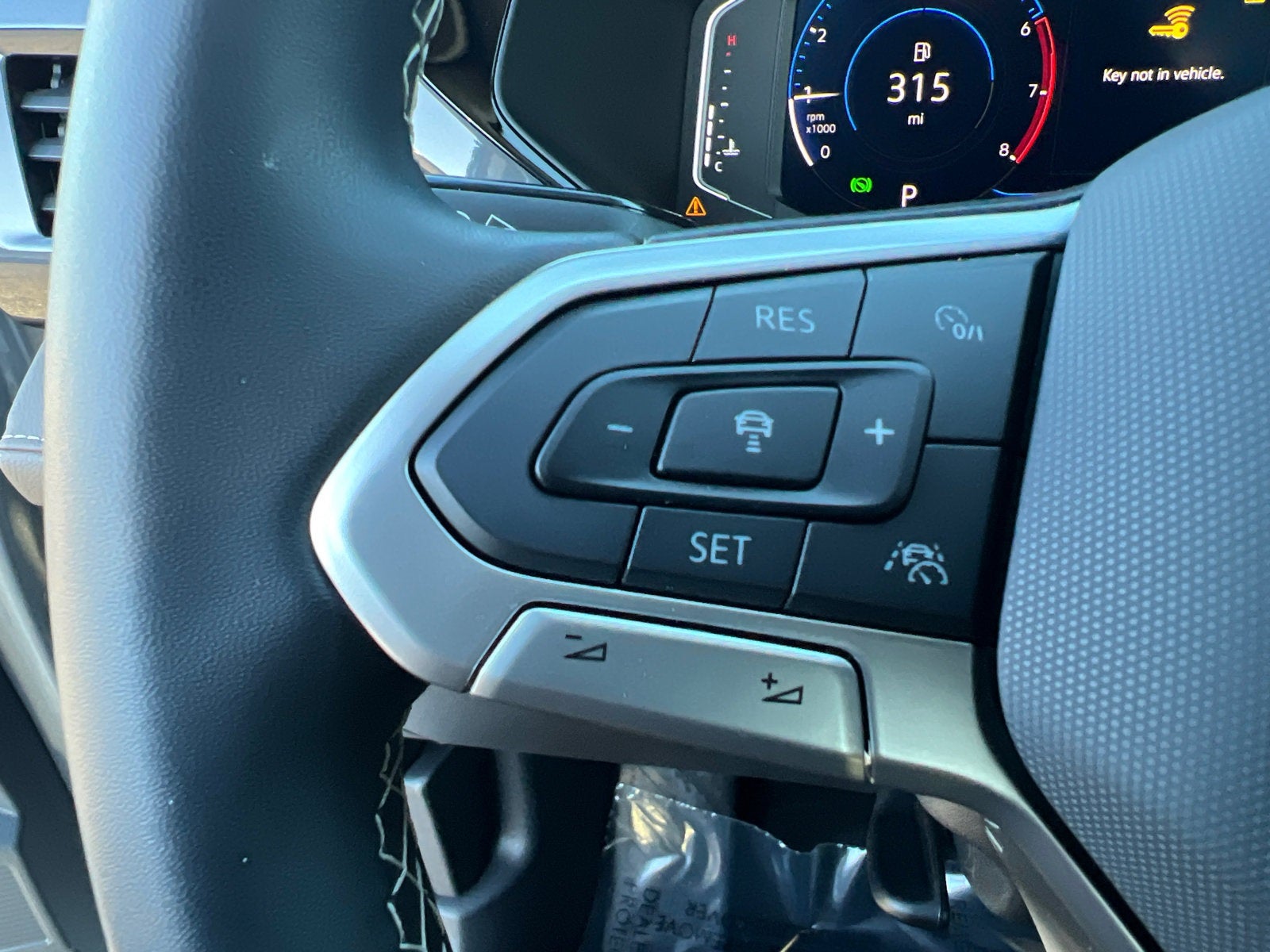 2024 Volkswagen Taos 1.5T SEL