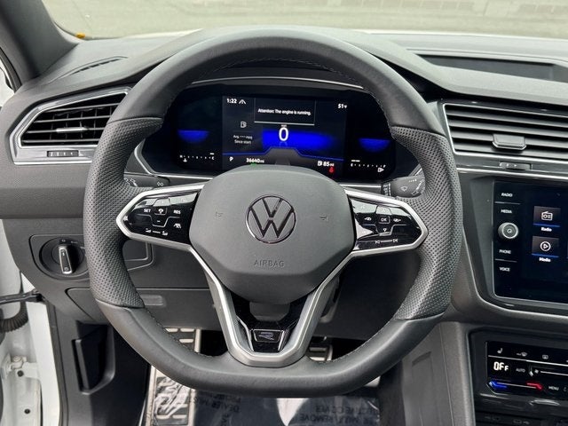 2022 Volkswagen Tiguan 2.0T SE R-Line Black